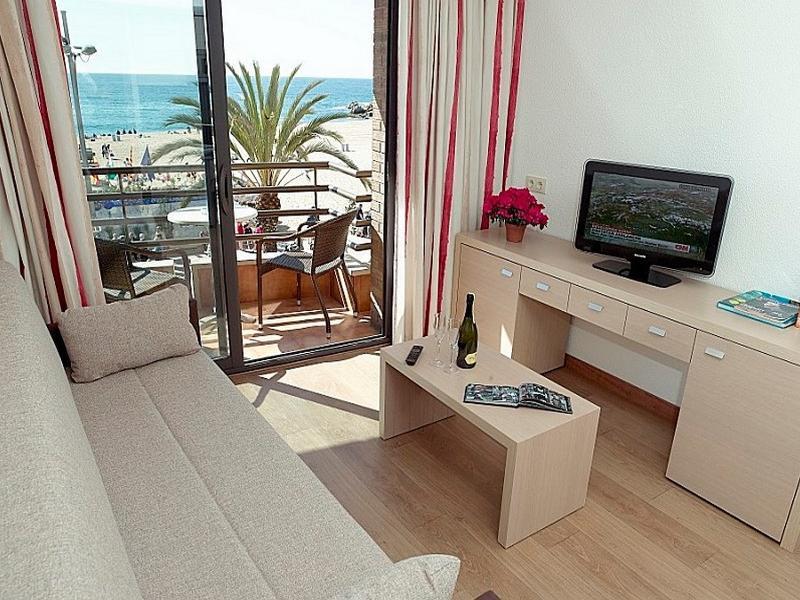 Apartment Almirall Lloret de Mar